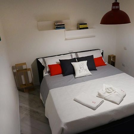 Les Suites Di Parma Camera foto